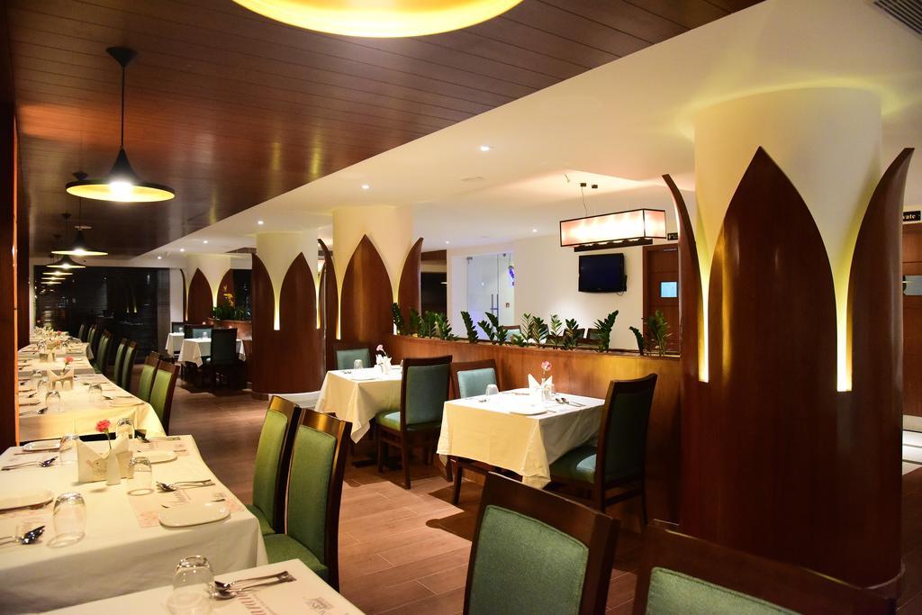 The Royal Comfort Bangalore Ngoại thất bức ảnh