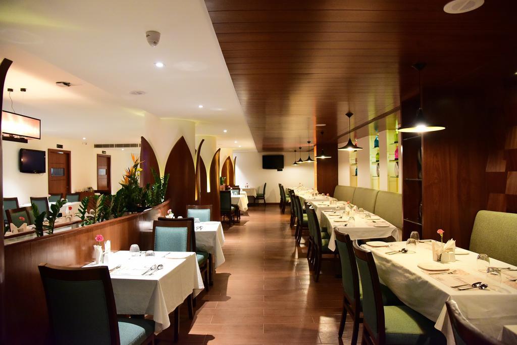 The Royal Comfort Bangalore Ngoại thất bức ảnh