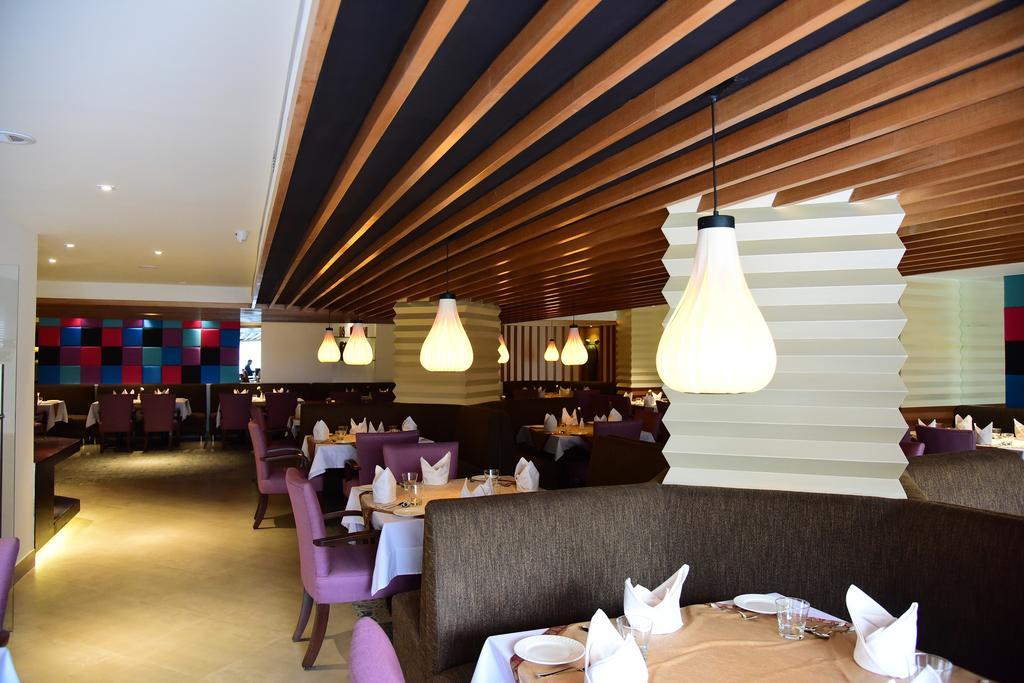 The Royal Comfort Bangalore Ngoại thất bức ảnh
