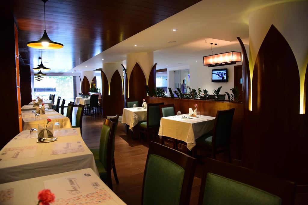 The Royal Comfort Bangalore Ngoại thất bức ảnh