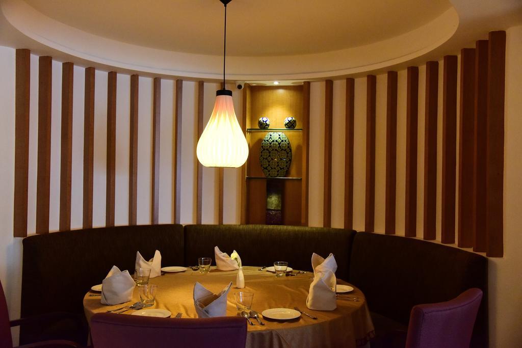The Royal Comfort Bangalore Ngoại thất bức ảnh