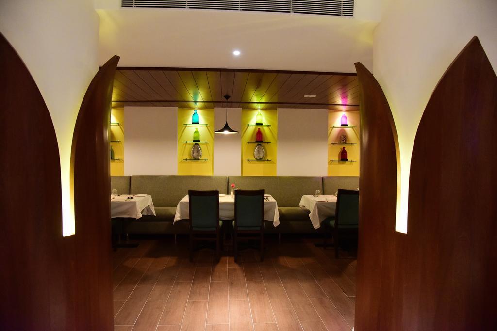 The Royal Comfort Bangalore Ngoại thất bức ảnh