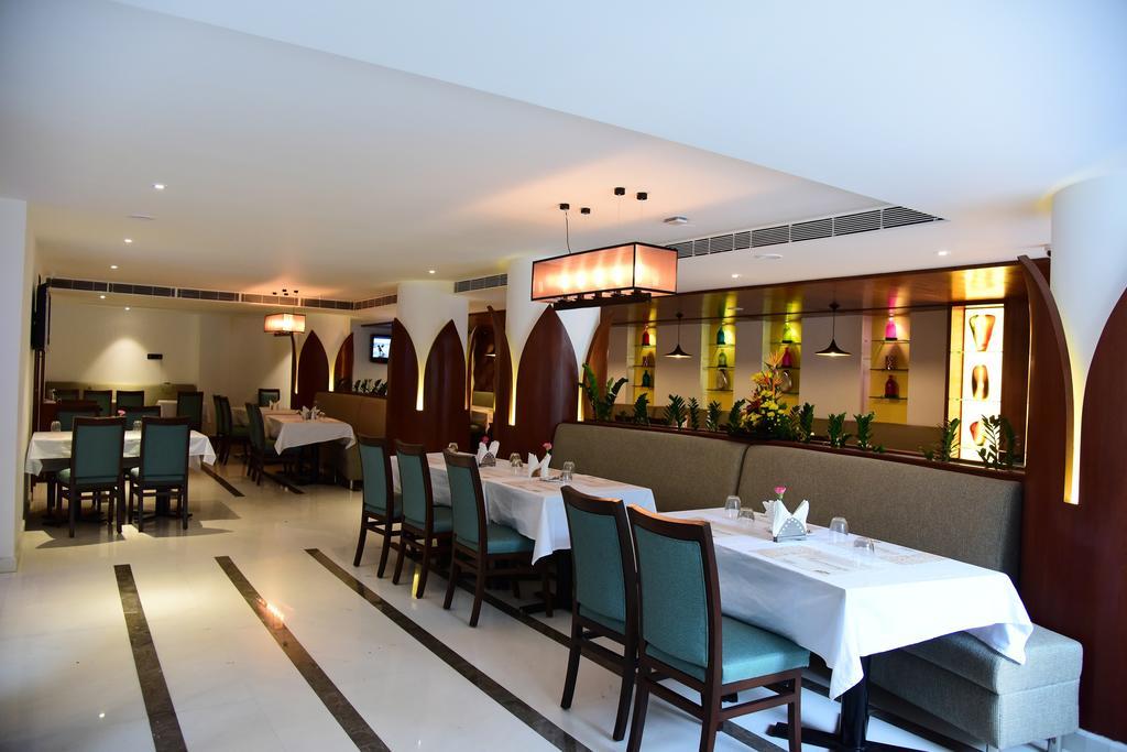 The Royal Comfort Bangalore Ngoại thất bức ảnh