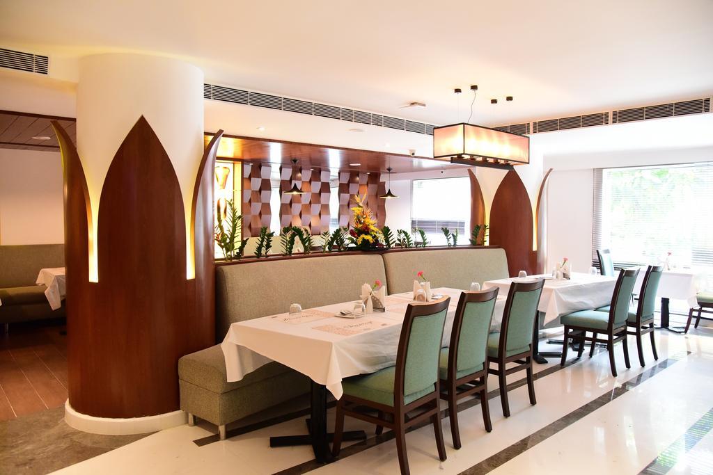 The Royal Comfort Bangalore Ngoại thất bức ảnh