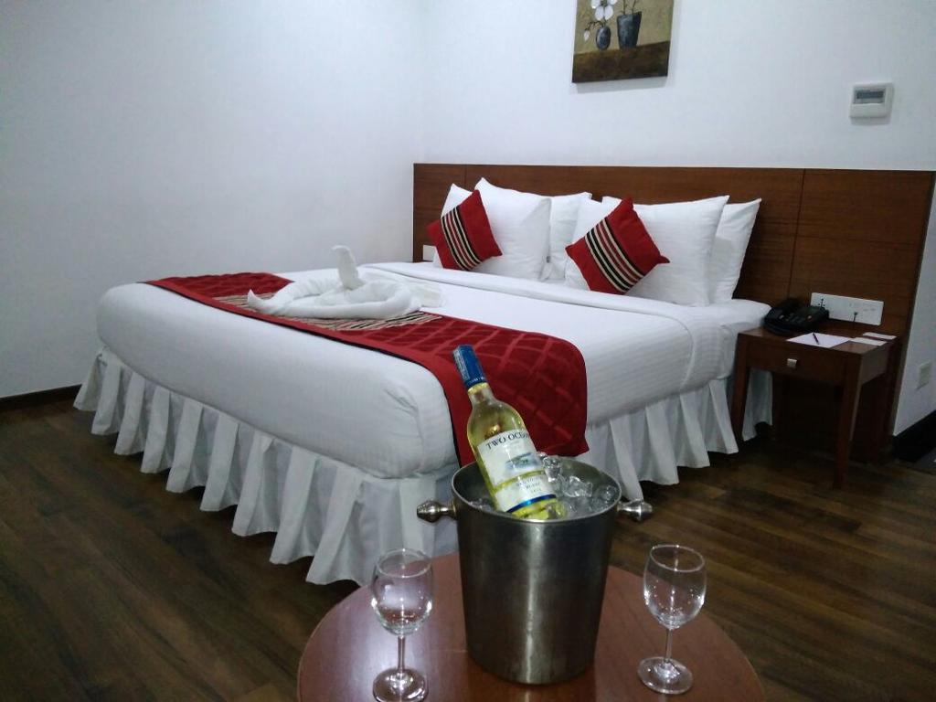 The Royal Comfort Bangalore Ngoại thất bức ảnh