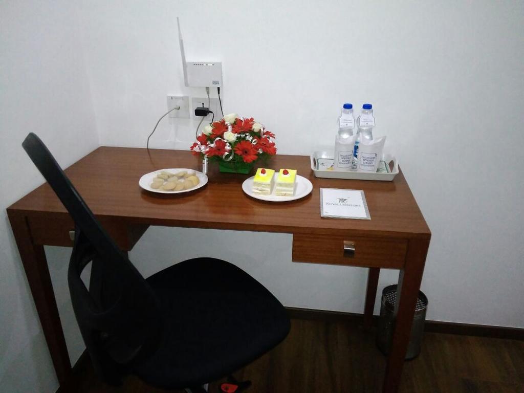The Royal Comfort Bangalore Ngoại thất bức ảnh