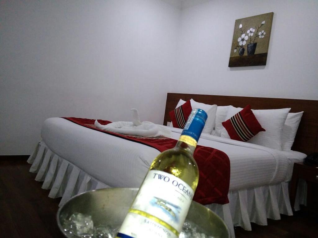 The Royal Comfort Bangalore Ngoại thất bức ảnh