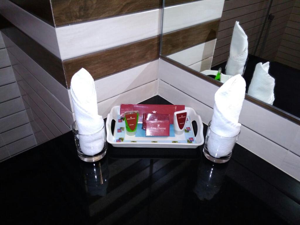The Royal Comfort Bangalore Ngoại thất bức ảnh