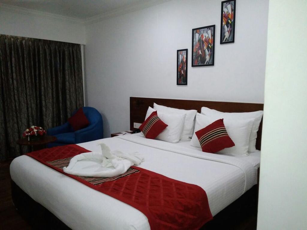 The Royal Comfort Bangalore Ngoại thất bức ảnh